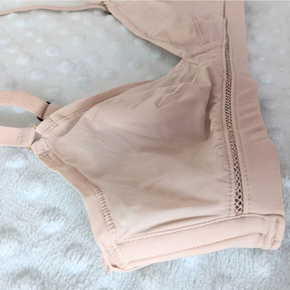 ARITZIA BABATON triangle nude bralette bra size XS B023 - Picture 6 of 11